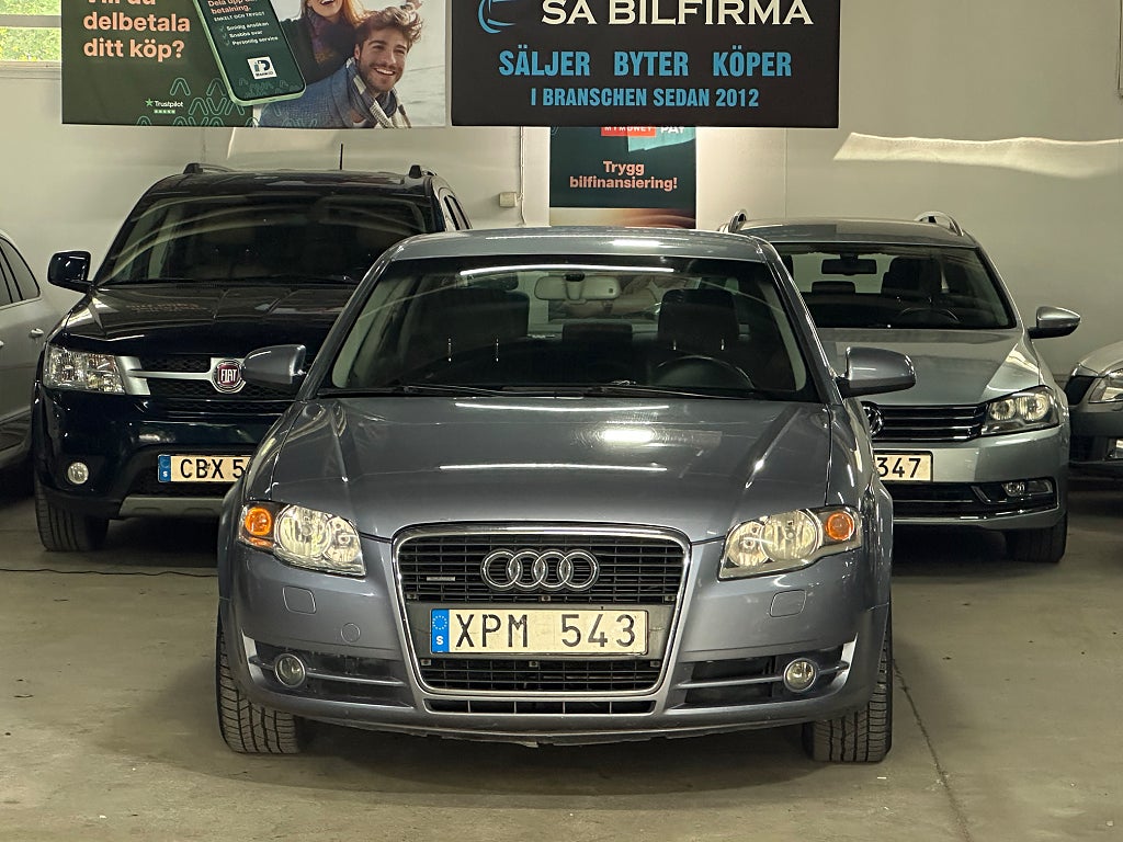 Audi A4 Sedan 1.8 T Quattro Comfort 163hk Välskött Nybesiktigad