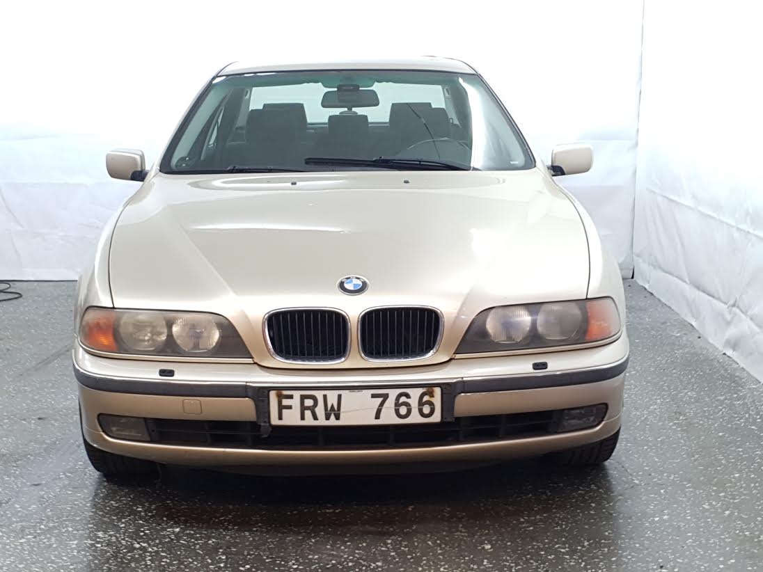 BMW 523 i Sedan 170hk 1998, photo 2/30