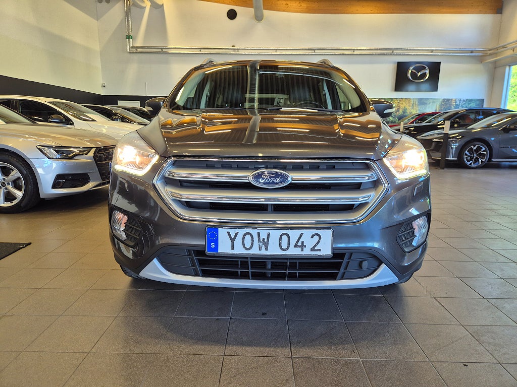 Ford Kuga 1.5 EcoBoost 150hk Titanium Euro 6 / 1 ägare sen ny
