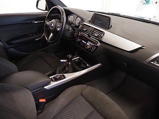 Halvkombi BMW 118 15 av 21