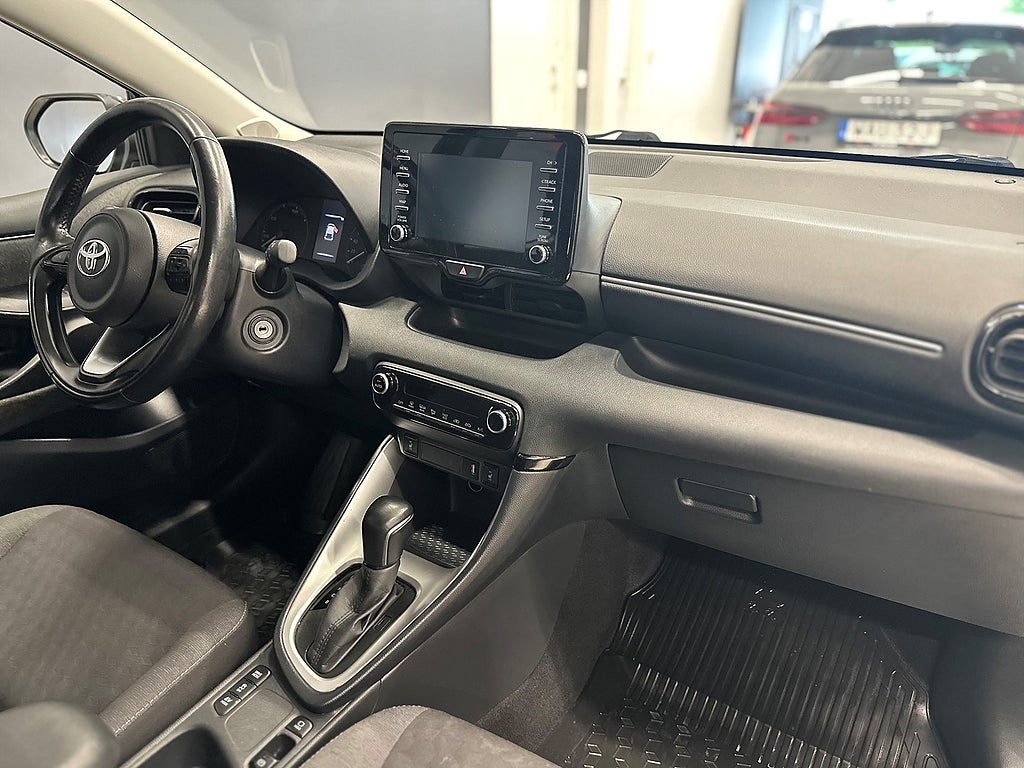 Toyota Yaris Hybrid CVT, 116hk, 2021/B-kamera/rattvärm/4.99%