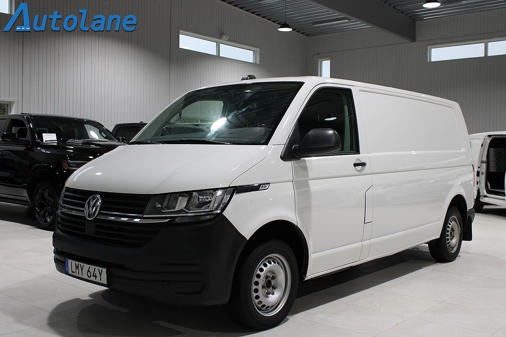 Volkswagen Transporter T32 2.0 TDI SCR 4Motion Värmare,Dragkrok,Carplay 150