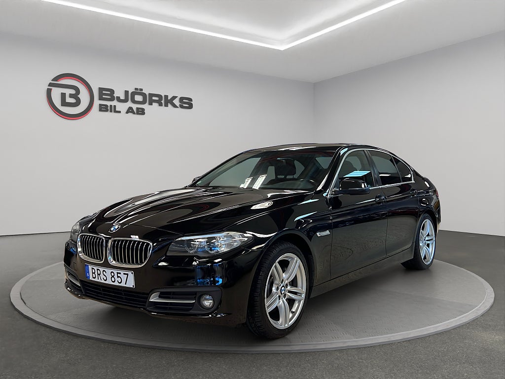 BMW 530 d xDrive Sedan Steptronic GPS Drag PDC Nyserv 258hk