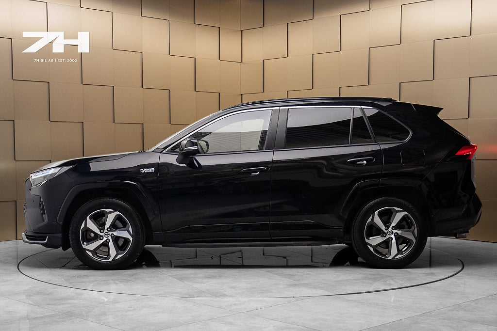 Toyota RAV4 Plug-in Hybrid E-CVT X-EDITION / JBL / Backkamera /Drag
