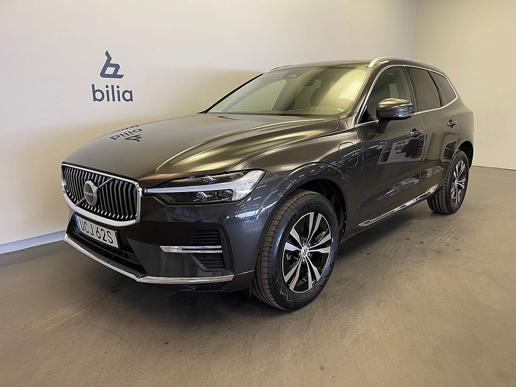 Volvo XC60 Recharge T6 Core Edition / Navigation / Tonade ruto...