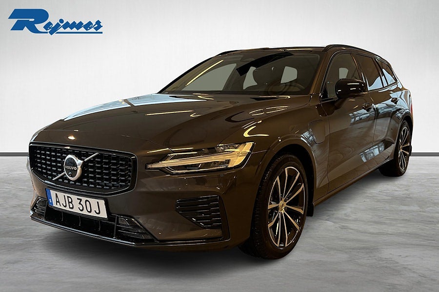 Volvo V60 T6 Plus Dark Nordic Edition