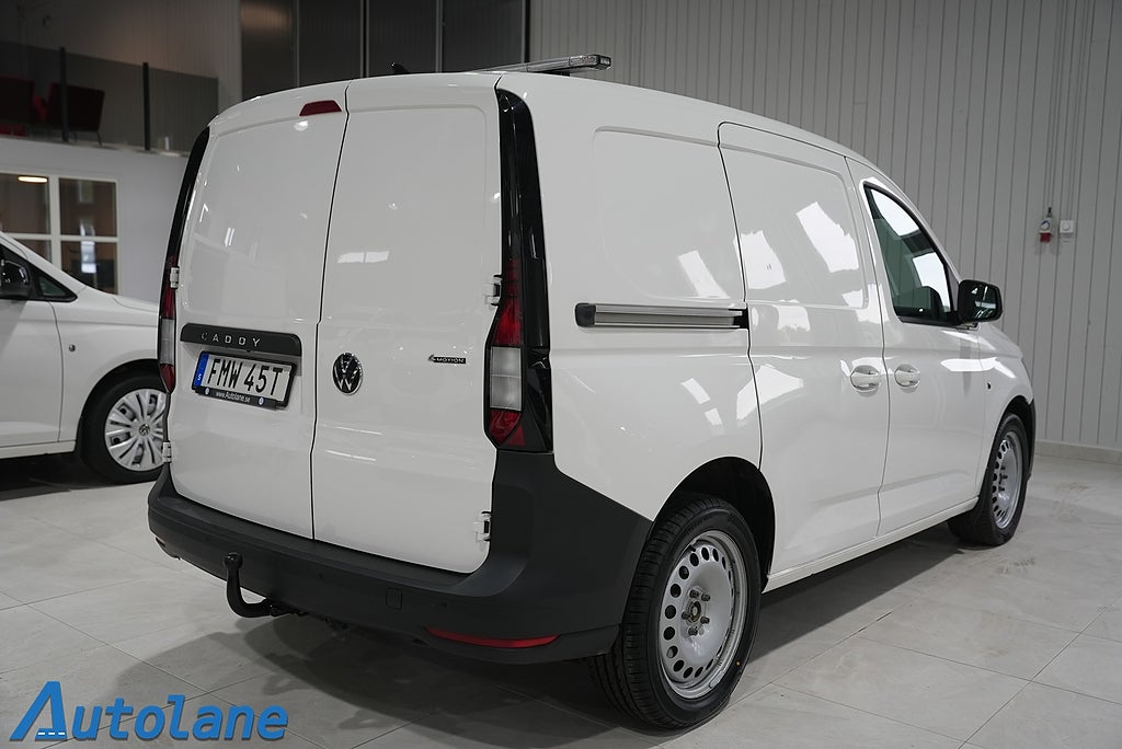 Volkswagen Caddy Cargo 2.0 TDI BMT 4Motion Värmare,Dragkrok,PDC,Carplay