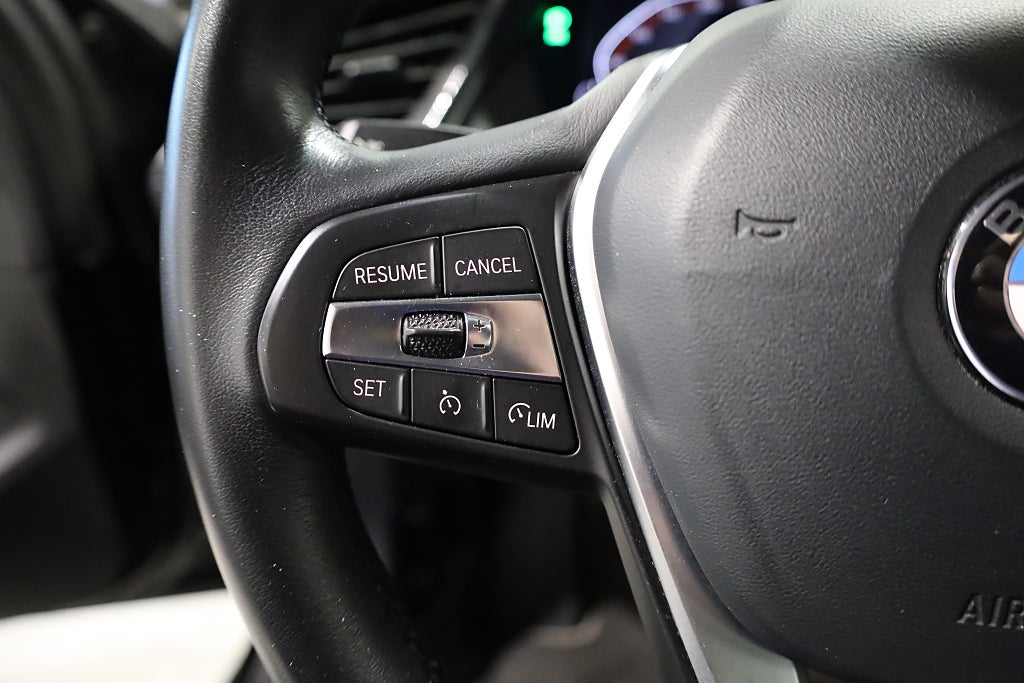 BMW 118I 136hk Sport line Aut Leasbar Navi CarPlay 2022