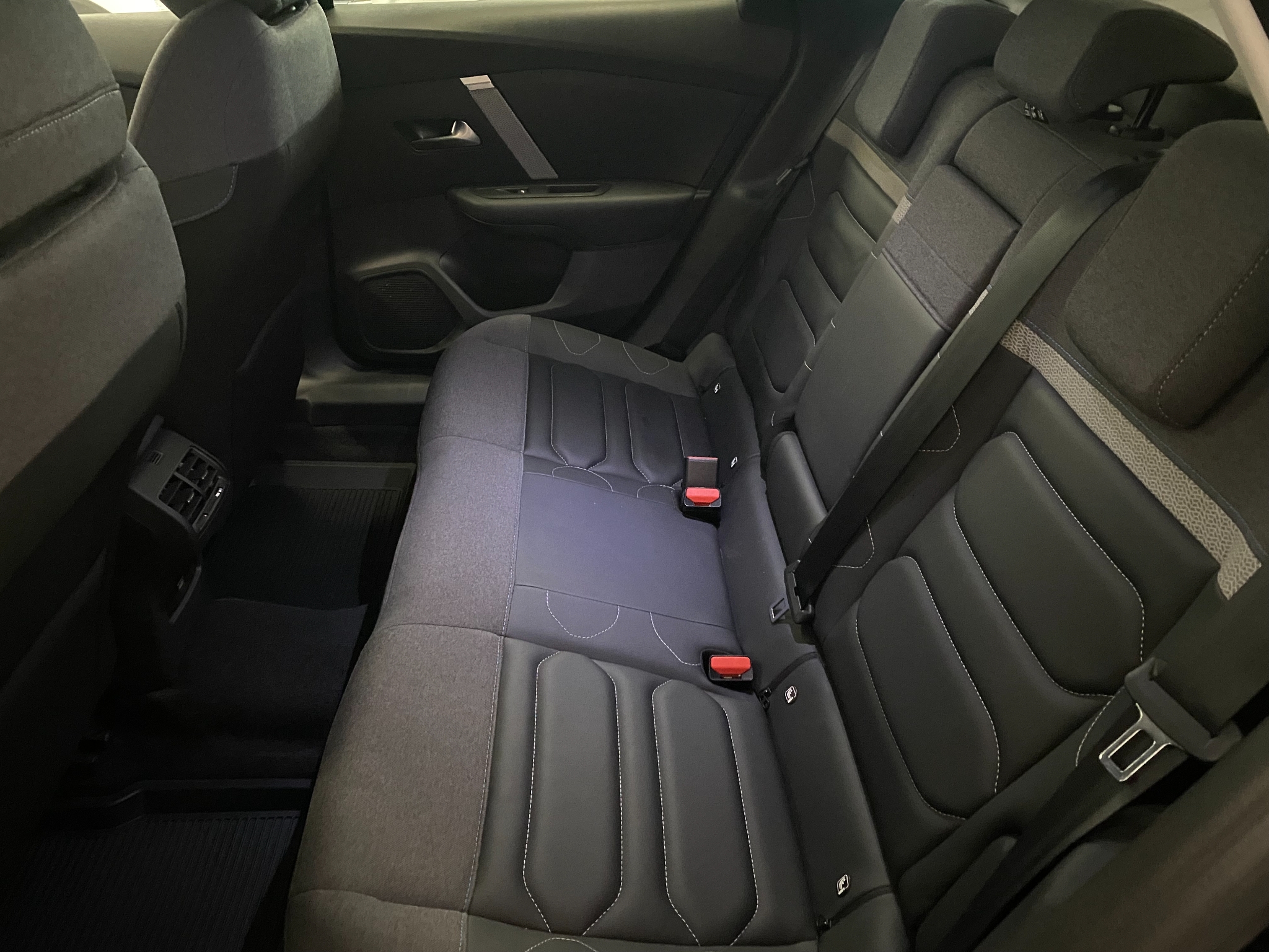 Citroen C4 X Shine 130hk Automat 2023, kuva 7/55