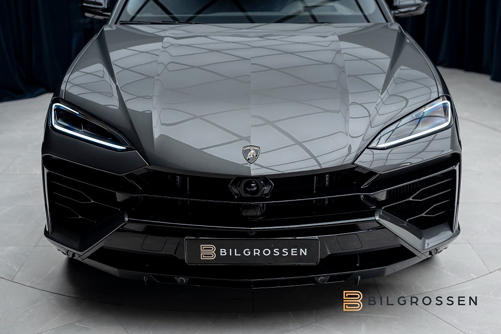 Lamborghini Urus SE Style-P Dark Big-Carbon Grigio Keres 23” NY
