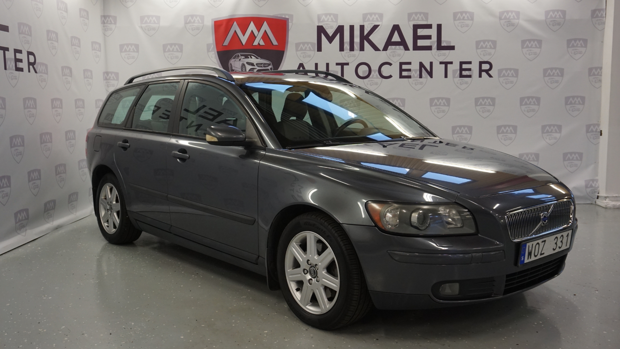 Volvo V50 2.4 Kinetic 140hk 2005, bild 3/37