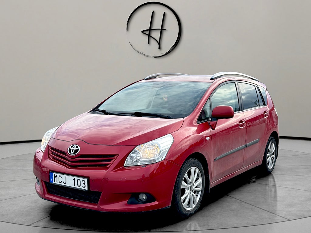 Toyota Verso 2.2 D-4D 7 sits Dragkrok Besiktigad Kamera