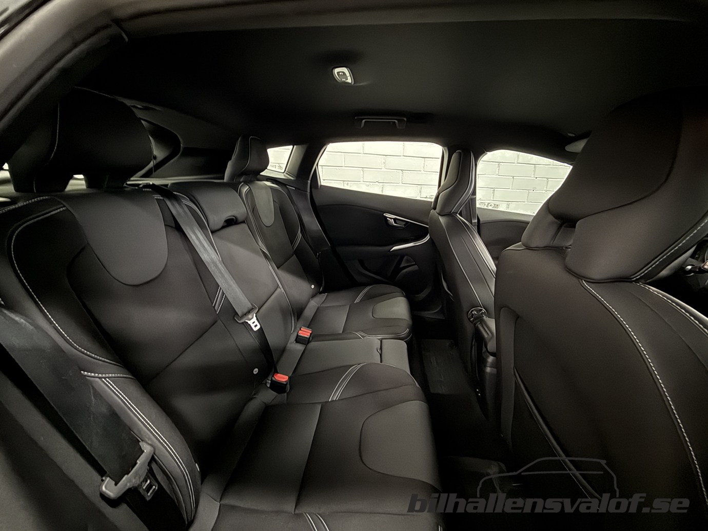 Volvo V40 D2 Momentum 2017, bild 7/39