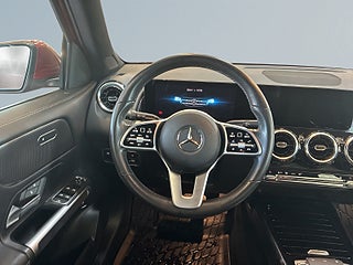 Mercedes-Benz GLB 200 7G-DCT Progressive Line S&V-hjul/Kamera/Navi – bild 9
