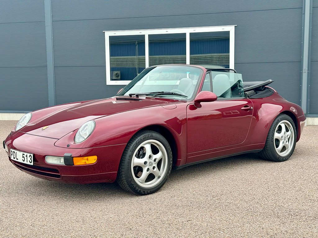 Porsche 911 Carrera 2 Cabriolet UNIK!! Låga mil 