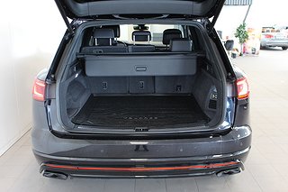 SUV Volkswagen Touareg 6 av 30