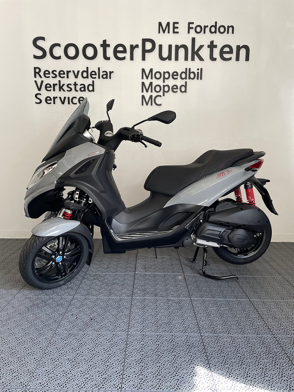 Piaggio MP3 300 HPE  