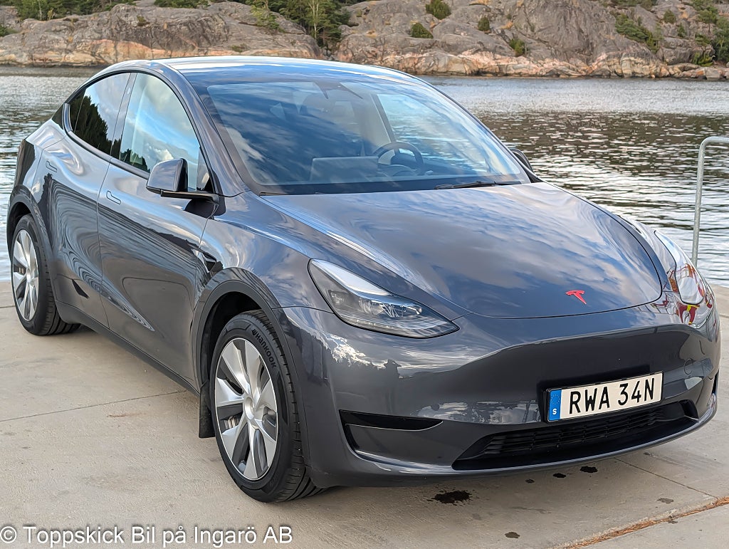 Tesla Model Y RWD Dragkrok, En äg, Moms / leasbar