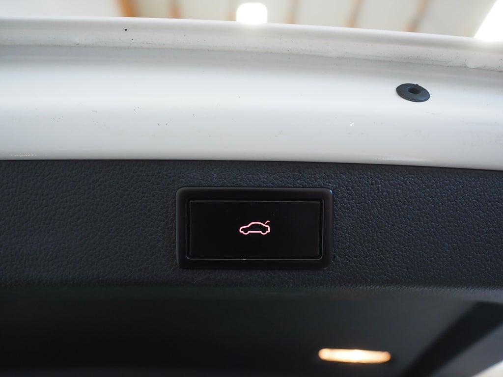 Skoda Superb 2.0 TDI 4x4 190hk Kombi Style | Drag | Värmare