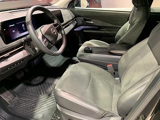 SUV Nissan Ariya 11 av 24