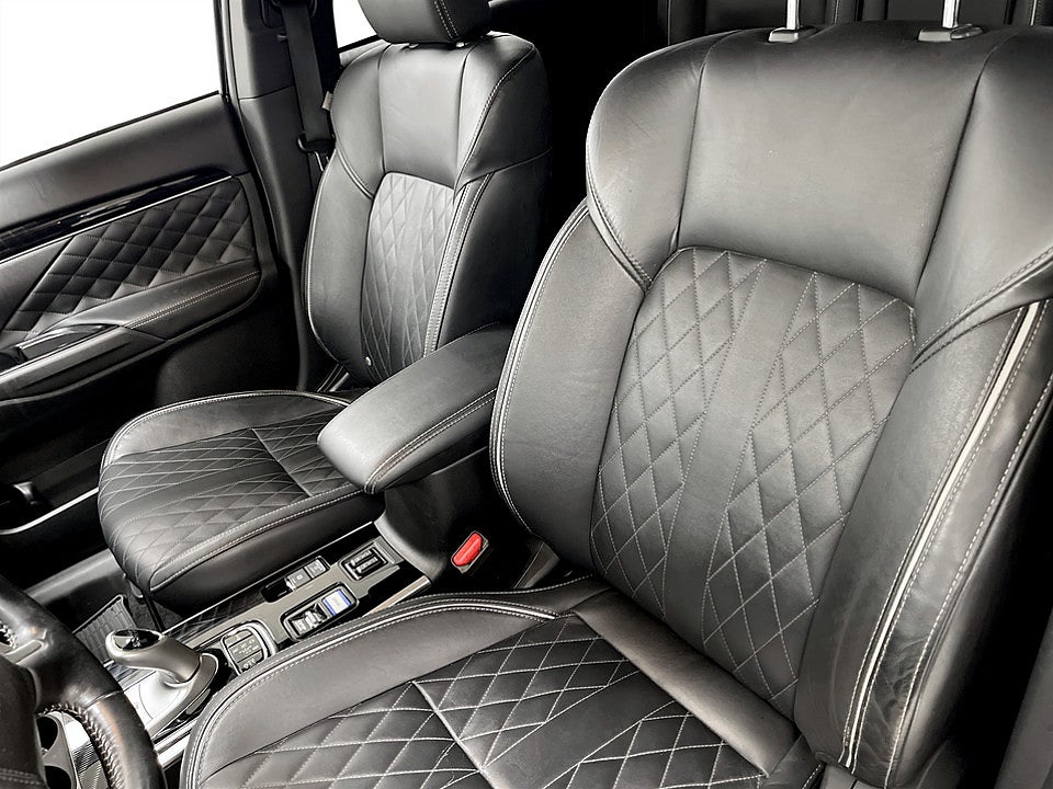 Bild på Mitsubishi Outlander Business PHEV 224hk Aut 4WD BACKKAMERA