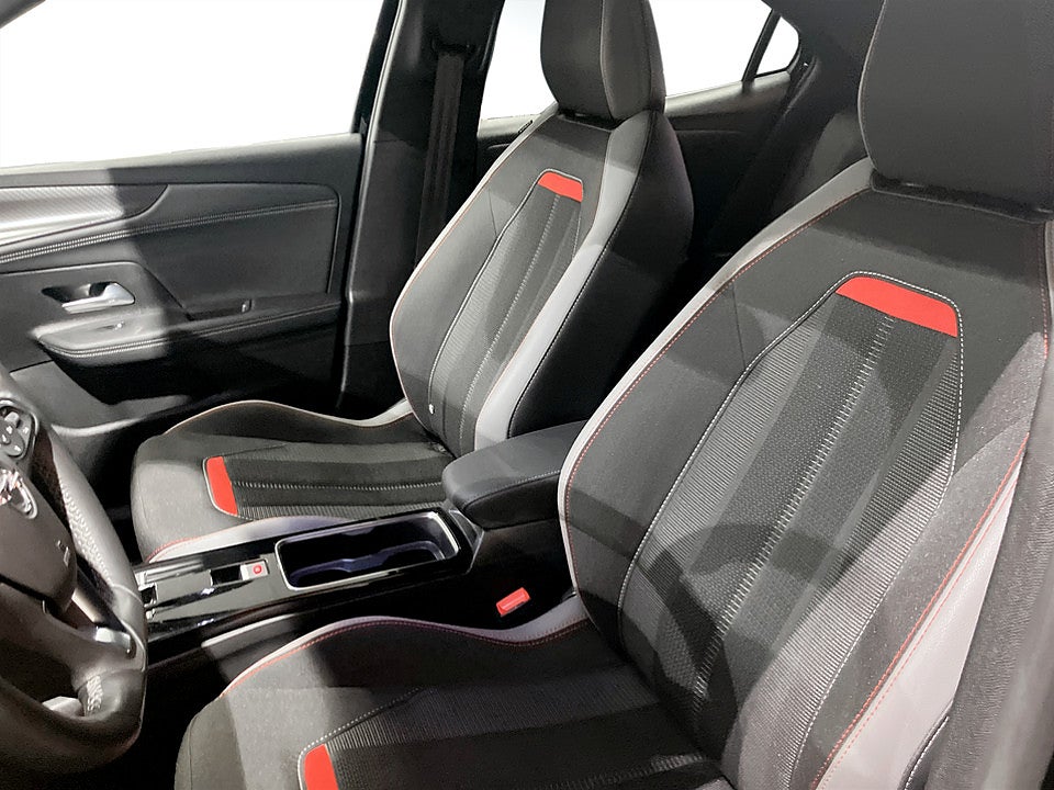 Bild på Opel Mokka-e GS 50kWh 136hk Aut B-KAMERA RATTVÄRME