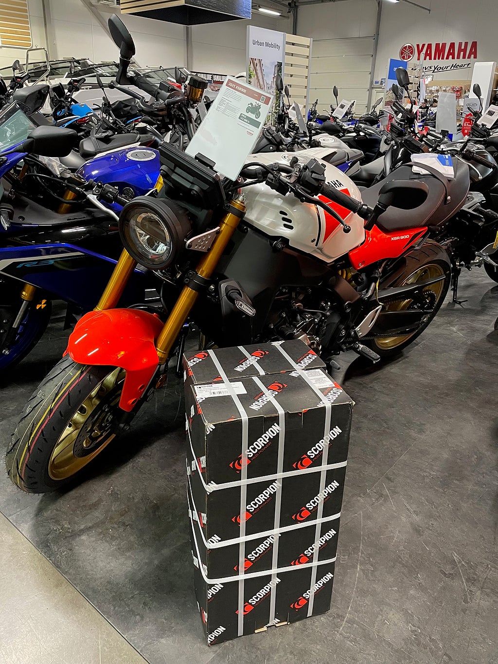Yamaha XSR900 ABS SCORPION EDITION SPARA 8000kr xsr xsr- xsr900 