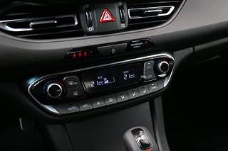 Halvkombi Hyundai i30 18 av 23