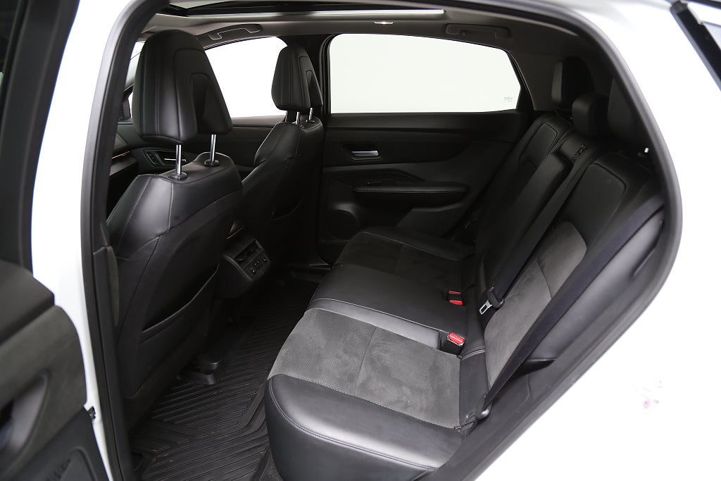 Nissan Ariya 87kWh Evolve 22kW 360° Kamera Navi HuD Panorama 2023