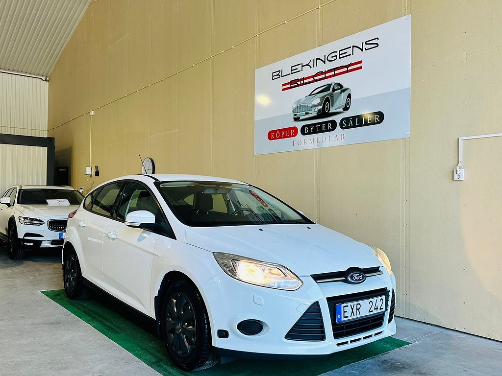 Ford Focus 1.6 Ti-VCT Flexifuel Trend Kamrembytt