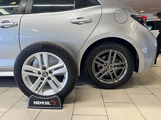 Toyota Corolla Hybrid e-CVT Active Kamera Psens Rattv S&V