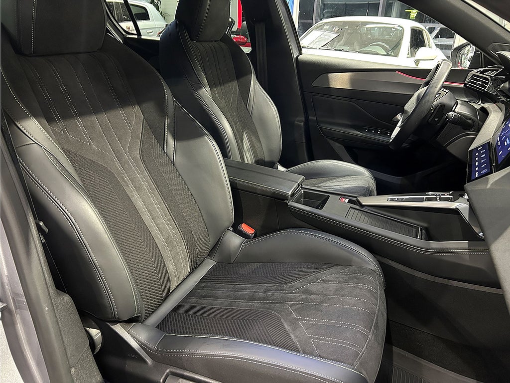 Bild på Peugeot 308 5D GT 1.2 PT 130hk Aut - BACKKAMERA, CARPLAY