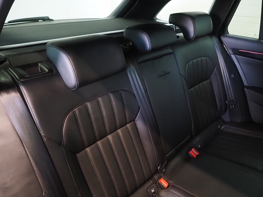 Skoda Superb Kombi 2.0 TSI 4x4 280hk L&K Navi B-Kam Skinn 2018