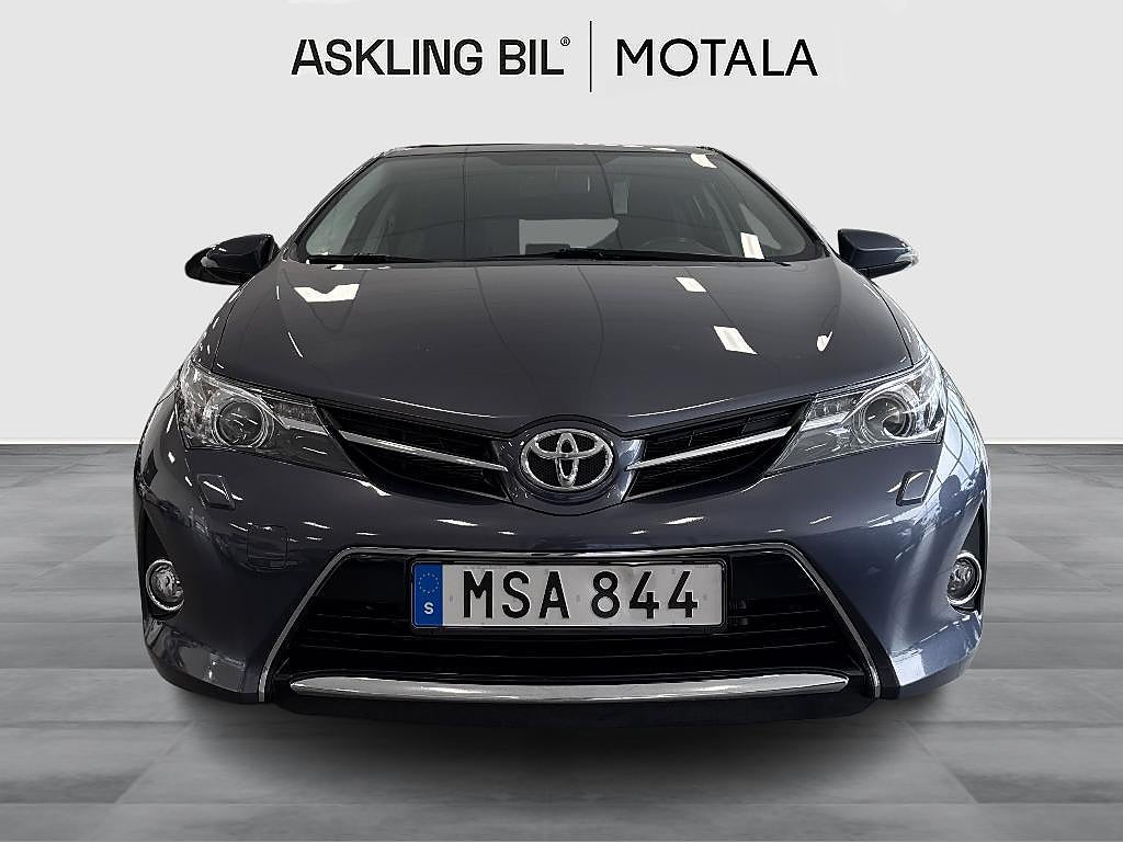 Toyota Auris 2015 - miniatyr 5