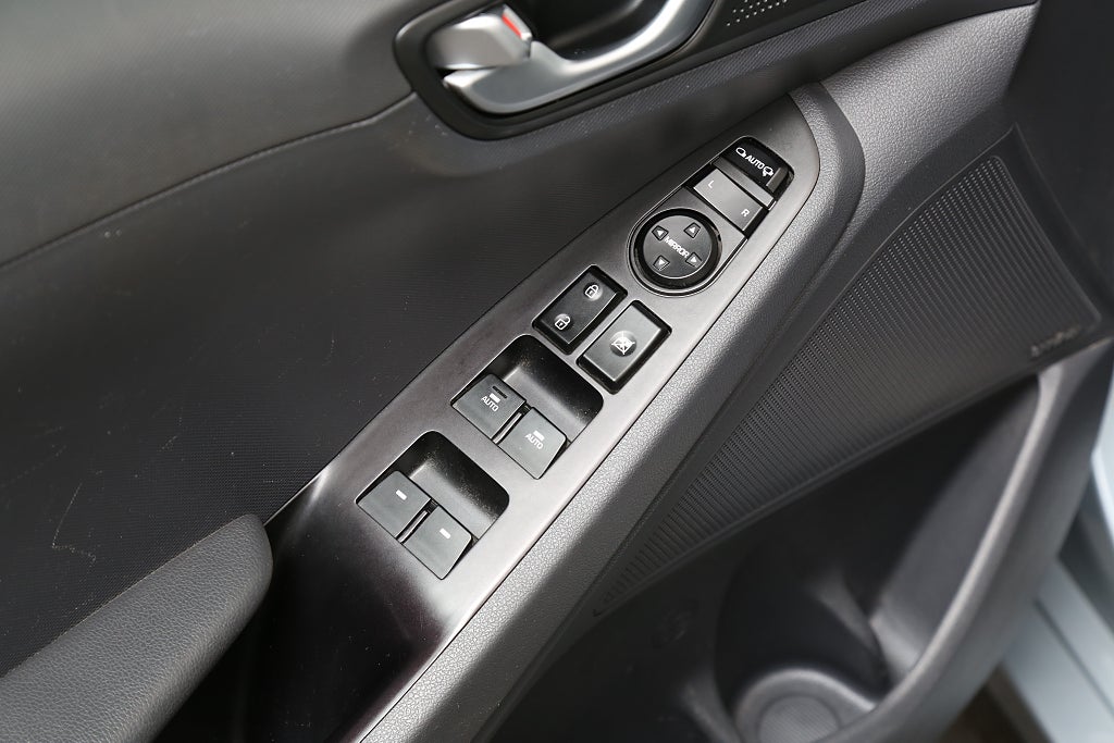 Hyundai IONIQ Plug-in 1.6 + 8.9 kWh Aut Premium Plus Eco Motorv Drag 2019