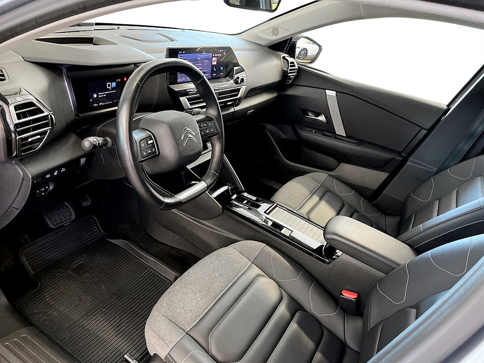 Bild på Citroën C4-X Shine 1.2 PT 131hk Aut B-KAMERA NAVI RATTVÄRME
