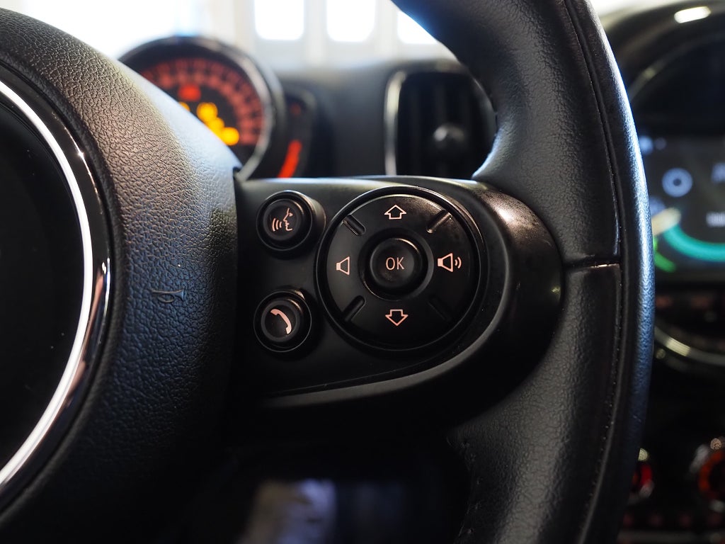 MINI Countryman Cooper SE ALL4 Countryman Pepper | P-Sen | Bluetooth 2018