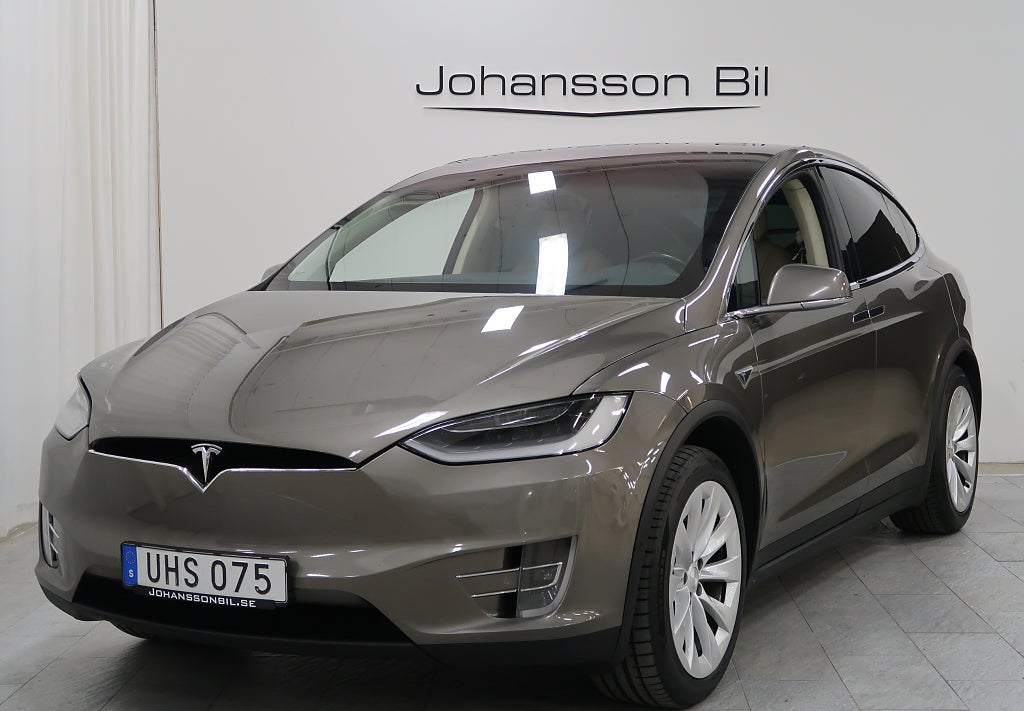 Tesla Model X 90D