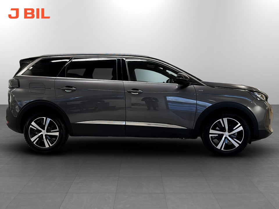 Bild på Peugeot 5008 GT 1.2 PT 130hk Aut 7-SITS B-KAMERA NAVI