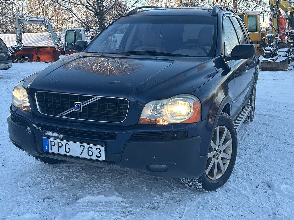 Volvo XC90 Base
