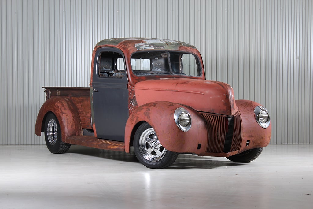 Ford Custom 1/2 ton pickup - Restomod - LT1 - 6vxl Manuell