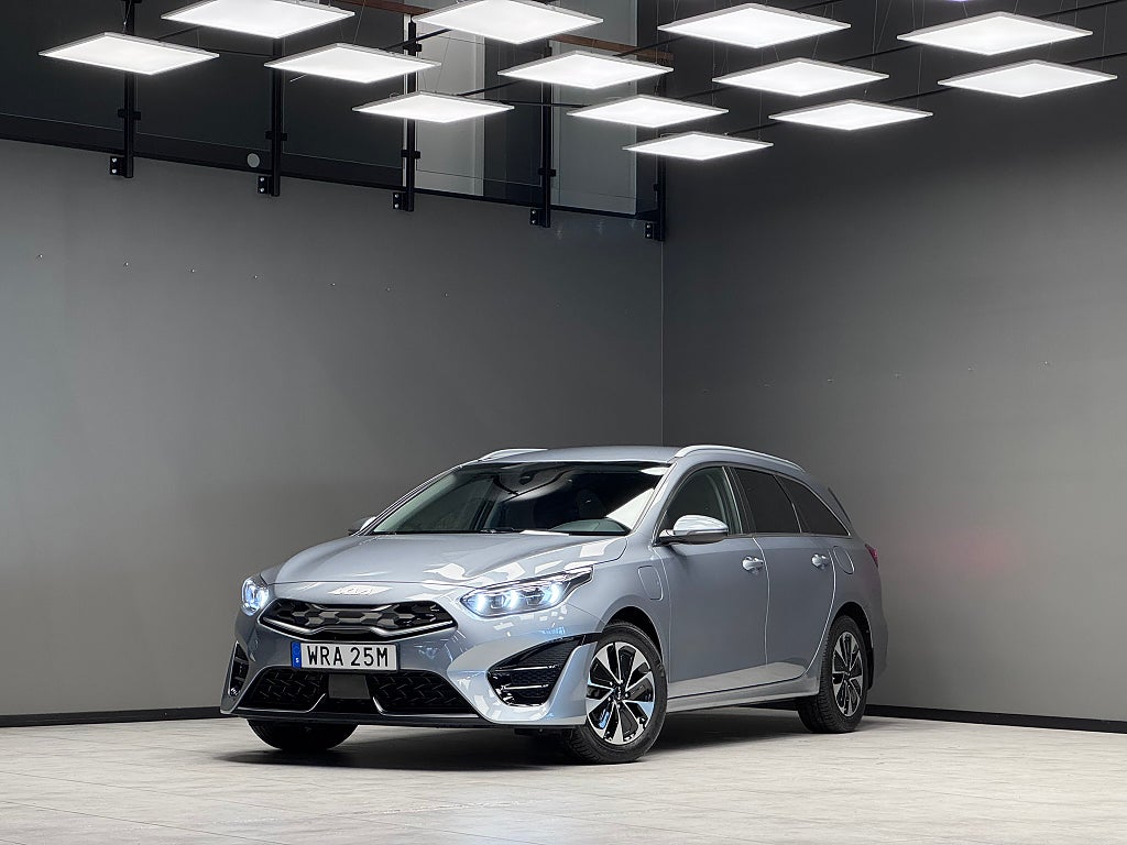 Kia Ceed Sportswagon Plug-in Hybrid Advance / B-kamera / Navi