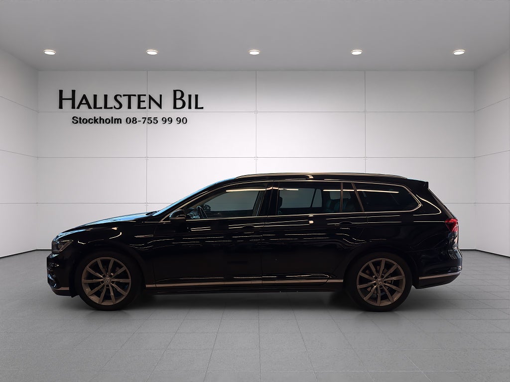 Volkswagen Passat 2.0 TDI Aut 4M R-line Cockpit Skinn Värmare Svensksåld