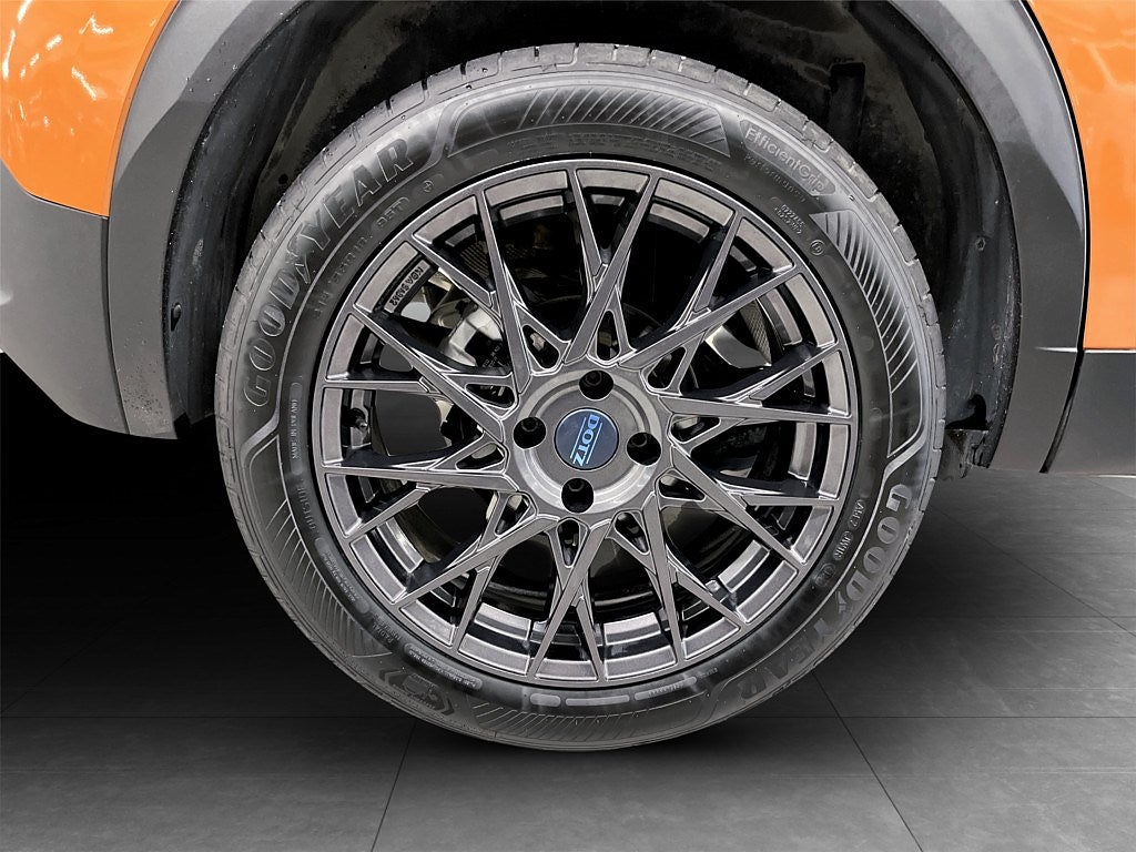 Bild på Peugeot 2008 Active Pack 1.2 PT 130hk Aut - CARPLAY, FARTHÅLLARE