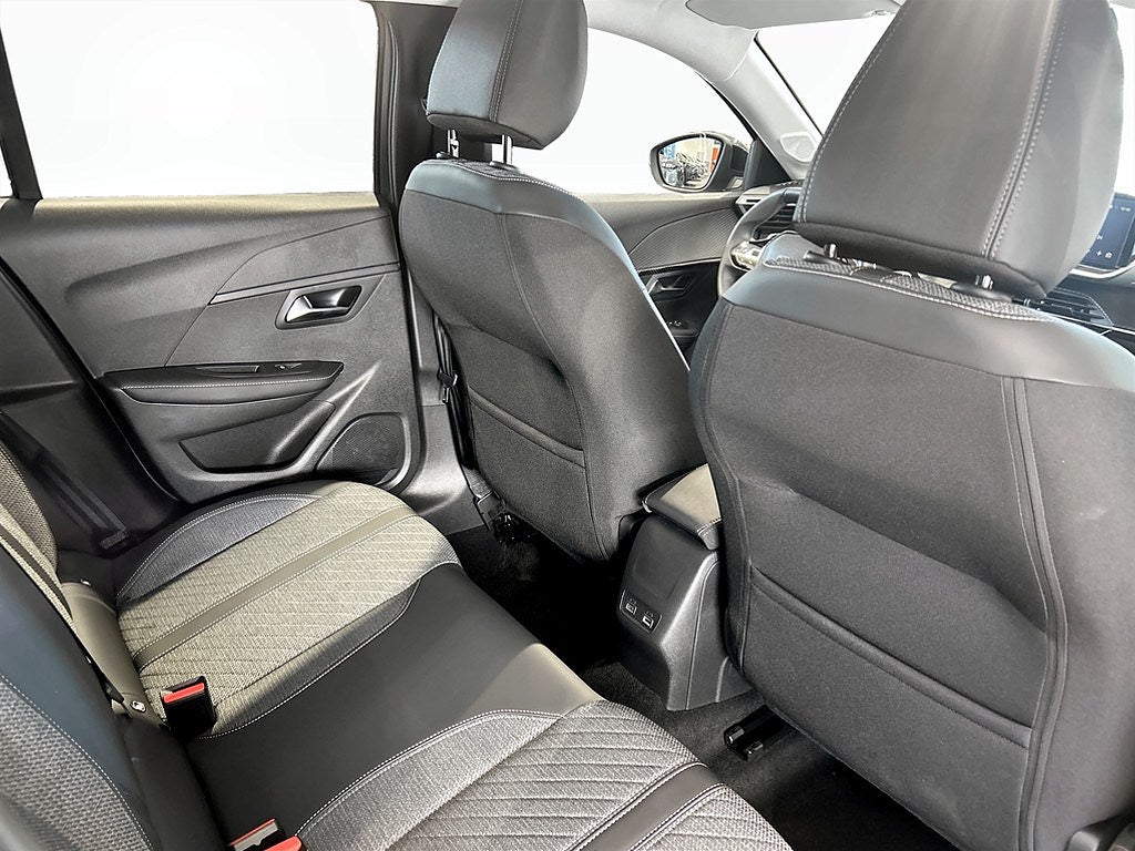 Bild på Peugeot 208 Allure 100hk Aut - 360-KAMERA, CARPLAY