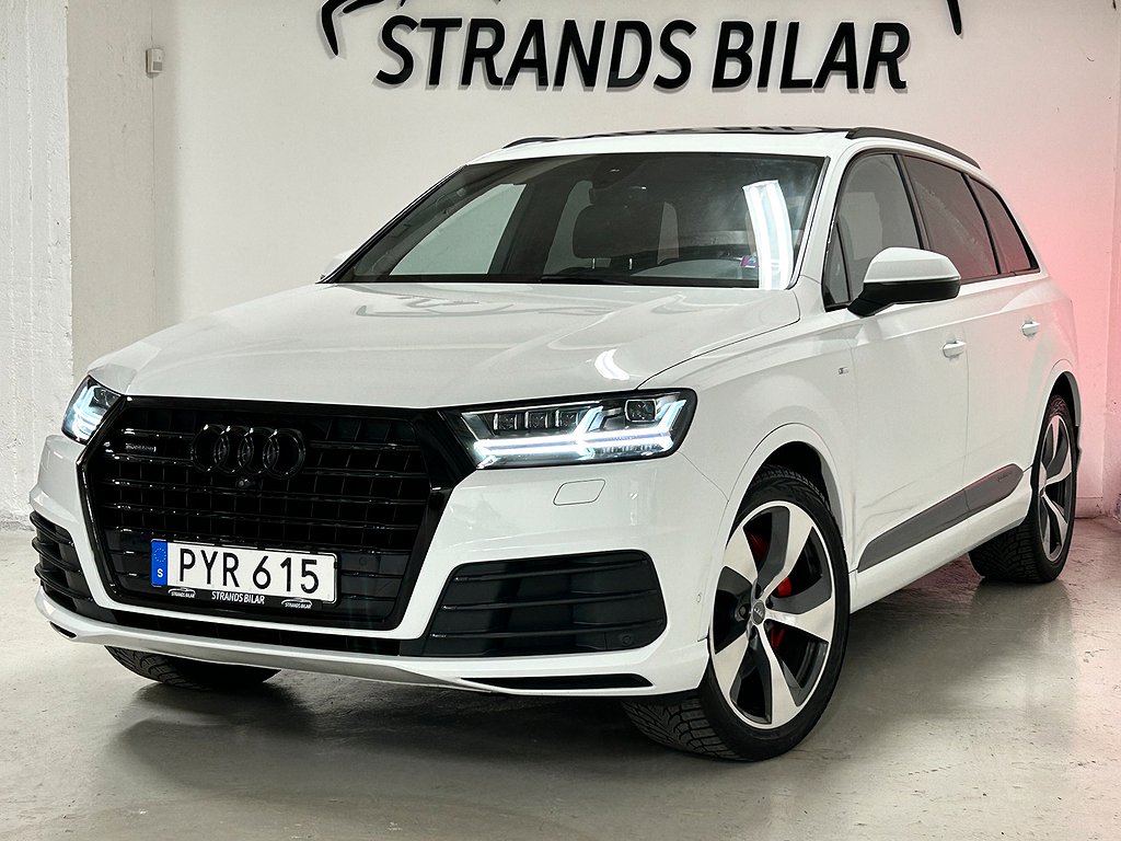 Audi Q7 3.0 TDI Q S Line /Pano /Bose /Matrix /360° /Värmare