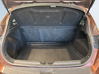 Hyundai i30 1.6 CRDi Select S&V-däck/Dragkrok/Motorvärmare – bild 12