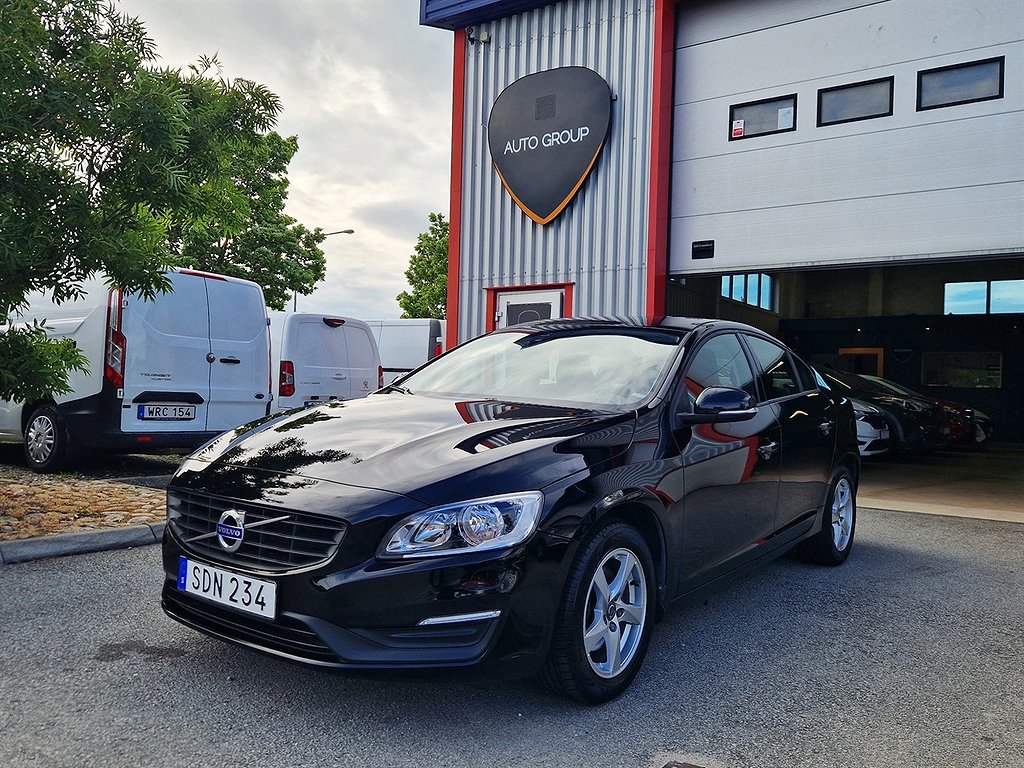 Volvo S60 T3 Manuell, 152hk Kinetic Nyservad