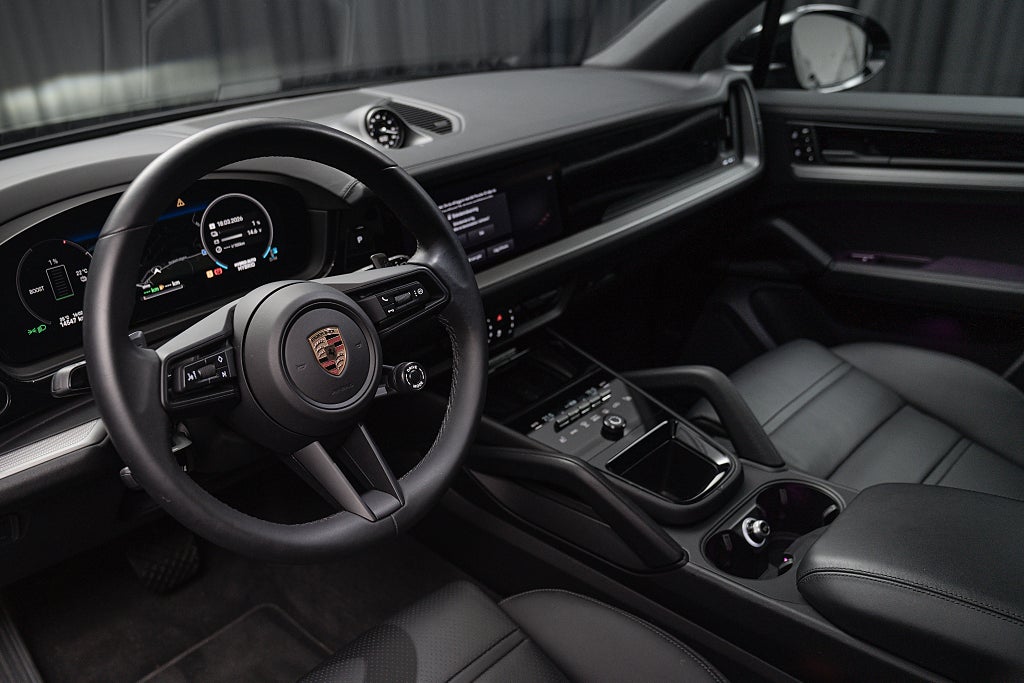 Gallery image 11 of 21