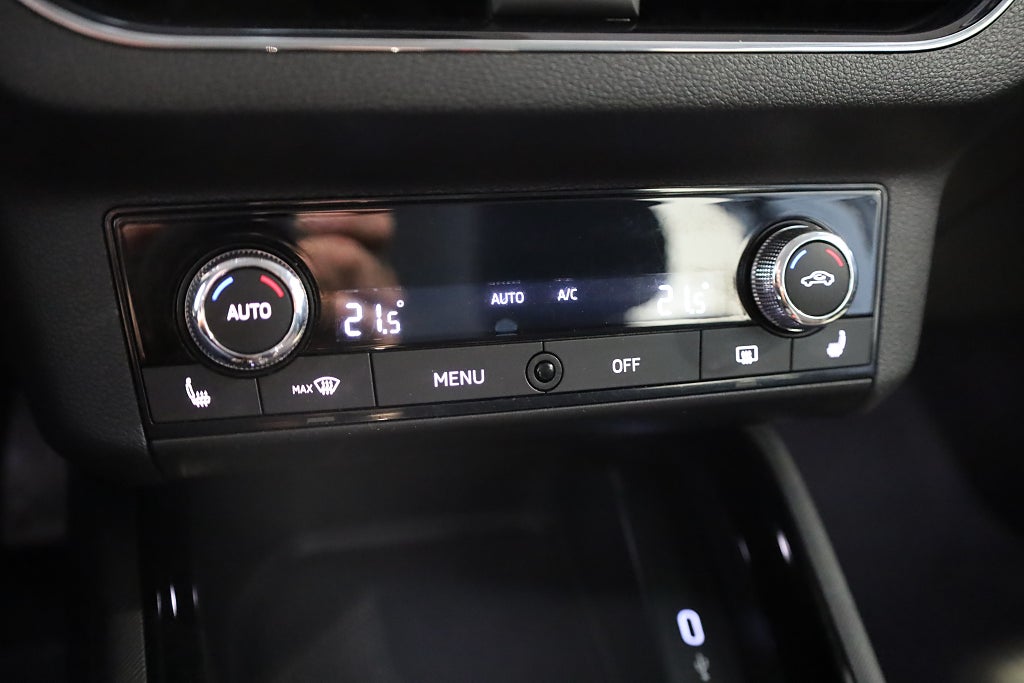 Skoda Kamiq 1.0 TSI Style AUT Drag Kamera CarPlay 2020